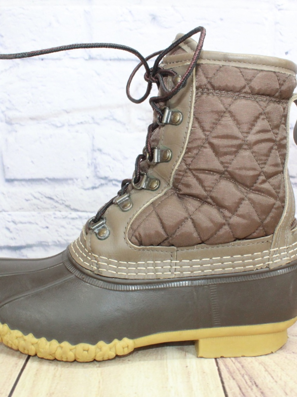 LL Bean Brown Nylon 8" Shearling Lined Quilted Insulated Duck Boots Size 6 M